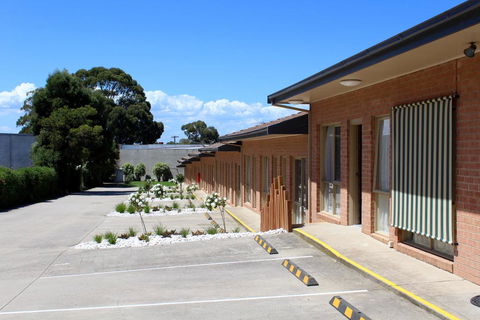 Cranbourne Motor Inn - Hervey Bay Accommodation 3