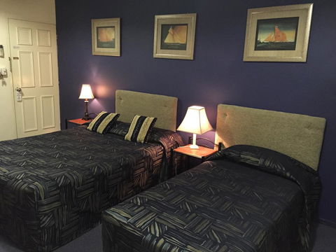Criterion Motel Rockhampton - Hervey Bay Accommodation 1