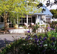 Cumquat Cottage - Hervey Bay Accommodation
