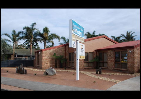 Cunningham Shore Motel - Tourism Hervey Bay 1