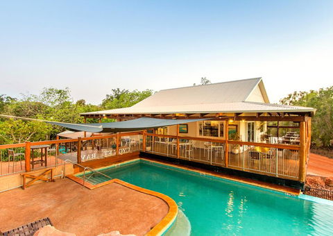 Cygnet Bay Pearl Farm - Tourism Hervey Bay 0