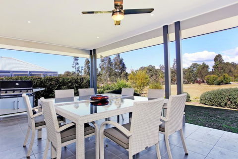 Cypress Point Lodge - Tourism Hervey Bay 1