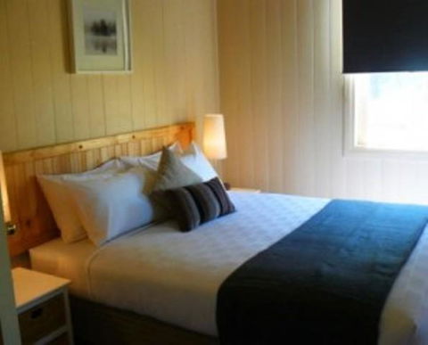 Cypress Ridge Cottages - Hervey Bay Accommodation 0