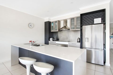 Cypress Townhouse 17 - Mulwala - Hervey Bay Accommodation 1