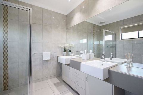 Cypress Townhouse 21 - Mulwala - Hervey Bay Accommodation 2