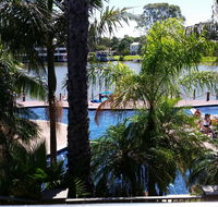 Cypress waterfront spa apartment - Hervey Bay Accommodation