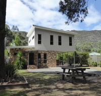 Dacelo - Hervey Bay Accommodation
