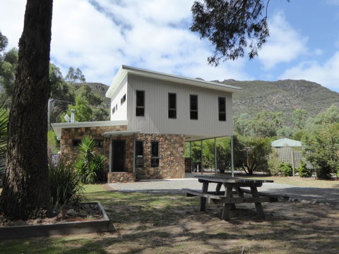 Dacelo - Hervey Bay Accommodation 0