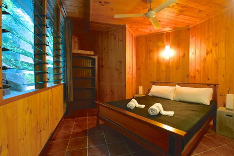 Daintree Cascades - Hervey Bay Accommodation 3