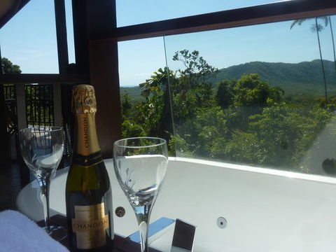 Daintree Holiday Homes - Yurara - Tourism Hervey Bay 3