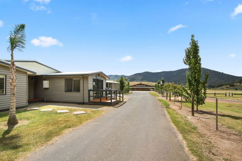 Dargo River Inn - Tourism Hervey Bay 1
