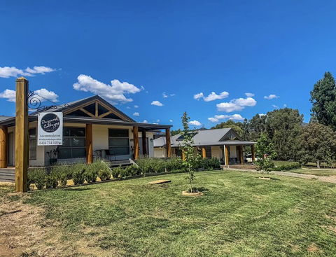 Daysend Cottages - Hervey Bay Accommodation 0