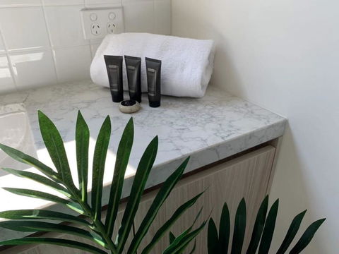 Delicate And Peaceful Bundoora Townhouse 12-R2 - Hervey Bay Accommodation 1