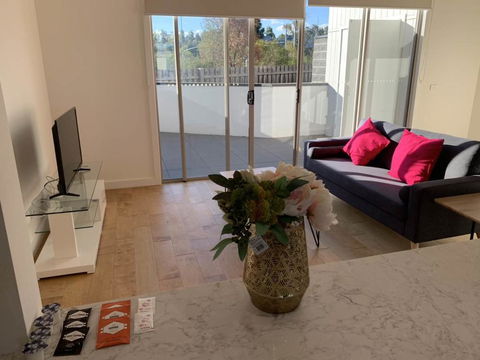 Delicate And Peaceful Bundoora Townhouse 12-R4 - Hervey Bay Accommodation 3