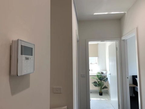 Delicate And Peaceful Bundoora Townhouse 20-R1 - Tourism Hervey Bay 0