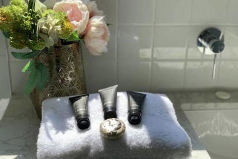 Delicate And Peaceful Bundoora Townhouse 7 - Hervey Bay Accommodation 2