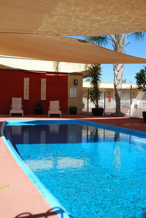 Desert Sand Motor Inn - Hervey Bay Accommodation 3