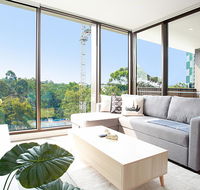 Designer Apartment with Balcony in Quiet Suburb - Hervey Bay Accommodation