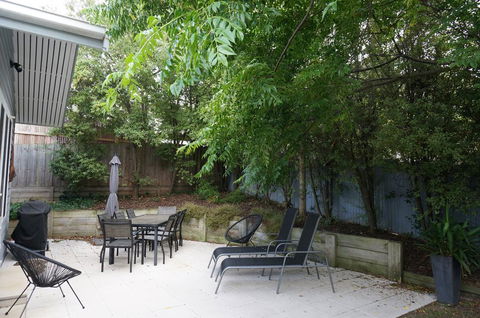 Dinghys Rest - Hervey Bay Accommodation 2