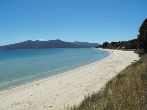 Discover Bruny Island Holiday Accommodation - Tourism Hervey Bay 1