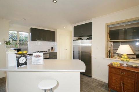 Dolphin 3 Bedroom House By Shoalwater Executive Homes - Tourism Hervey Bay 1