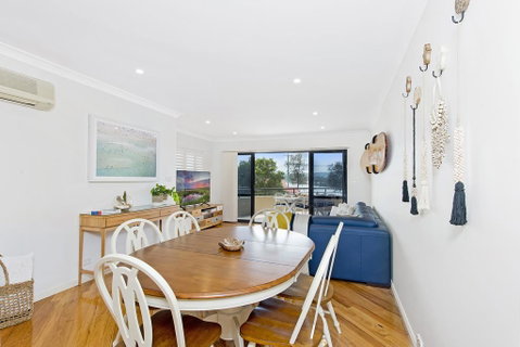 Dolphin Cove - Apt 5 - Hervey Bay Accommodation 2