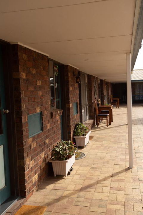 Donald Motor Lodge - Hervey Bay Accommodation 3