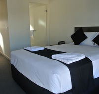 Dooley's Tavern  Motel Springsure - Hervey Bay Accommodation
