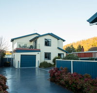 Douglas Street - Hervey Bay Accommodation