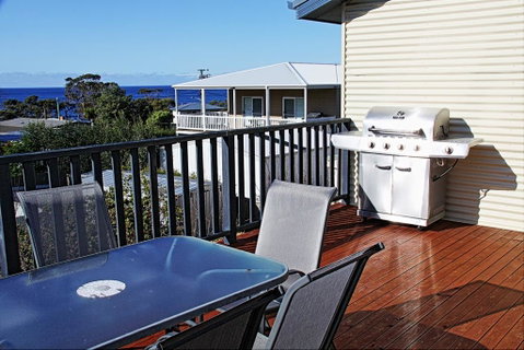 Douglas Street - Hervey Bay Accommodation 2
