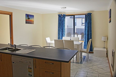 Douglas Street - Hervey Bay Accommodation 3