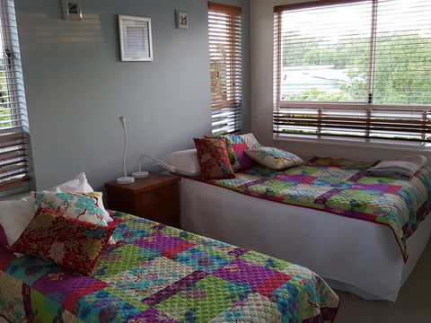 Drifters Apartment - Tourism Hervey Bay 1