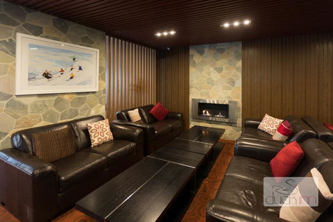 Duck Inn Mt Buller - Hervey Bay Accommodation 2