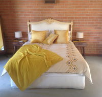 Dunolly Broadway BB - Hervey Bay Accommodation