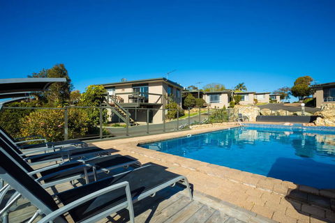Eagle Heights Holiday Units - Hervey Bay Accommodation 0