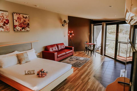 Eagle View Escape - Hervey Bay Accommodation 2