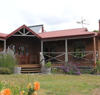 Eagle's Roost Farmstay BB - Hervey Bay Accommodation