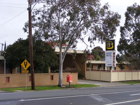 Eaglehawk Motel - Hervey Bay Accommodation 0