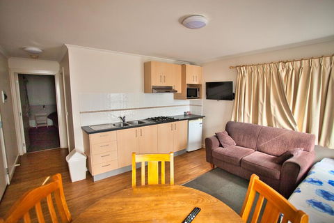Eaglehawk Park Canberra - Hervey Bay Accommodation 1