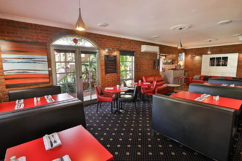 Early Australian Motor Inn - Hervey Bay Accommodation 2