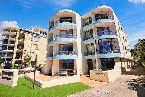 Eastbourne U4, 80 Esplanade, Golden Beach - Tourism Hervey Bay 0