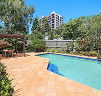Eastbourne U6 80 Esplanade. Golden Beach - Tourism Hervey Bay