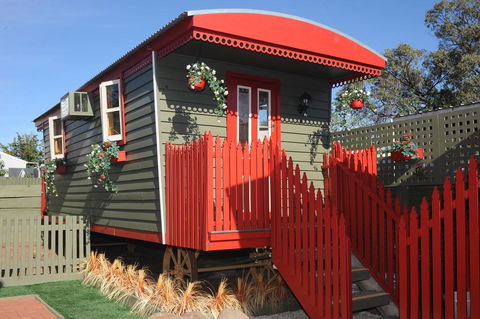 Echuca Gardens - Hervey Bay Accommodation 0