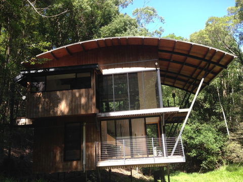 EcOasis - Hervey Bay Accommodation 1