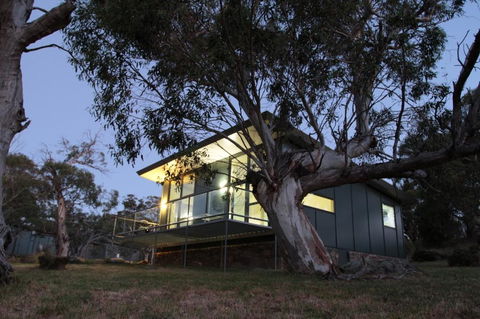 Ecocrackenback 10 - Sustainable Chalet Close To The Slopes - Hervey Bay Accommodation 0