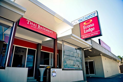 Econo Lodge Rusty's - Hervey Bay Accommodation 1