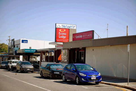 Econo Lodge Rusty's - Hervey Bay Accommodation 3
