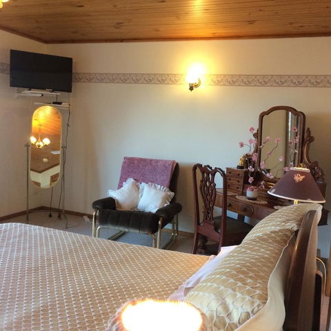 Eden Bed & Breakfast - Tourism Hervey Bay 3