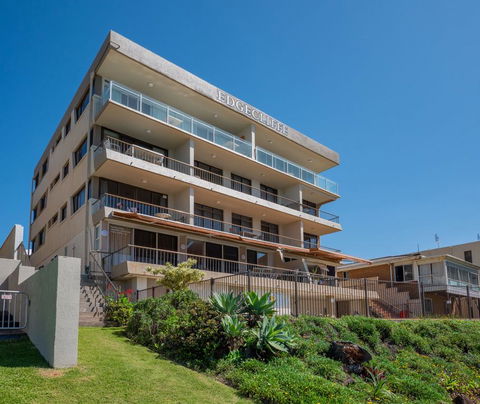 Edgecliffe Unit 4, 4 Esplanade Kings Beach - Tourism Hervey Bay 0