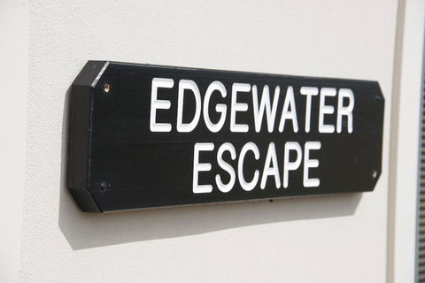 Edgewater Escape - Tourism Hervey Bay 1